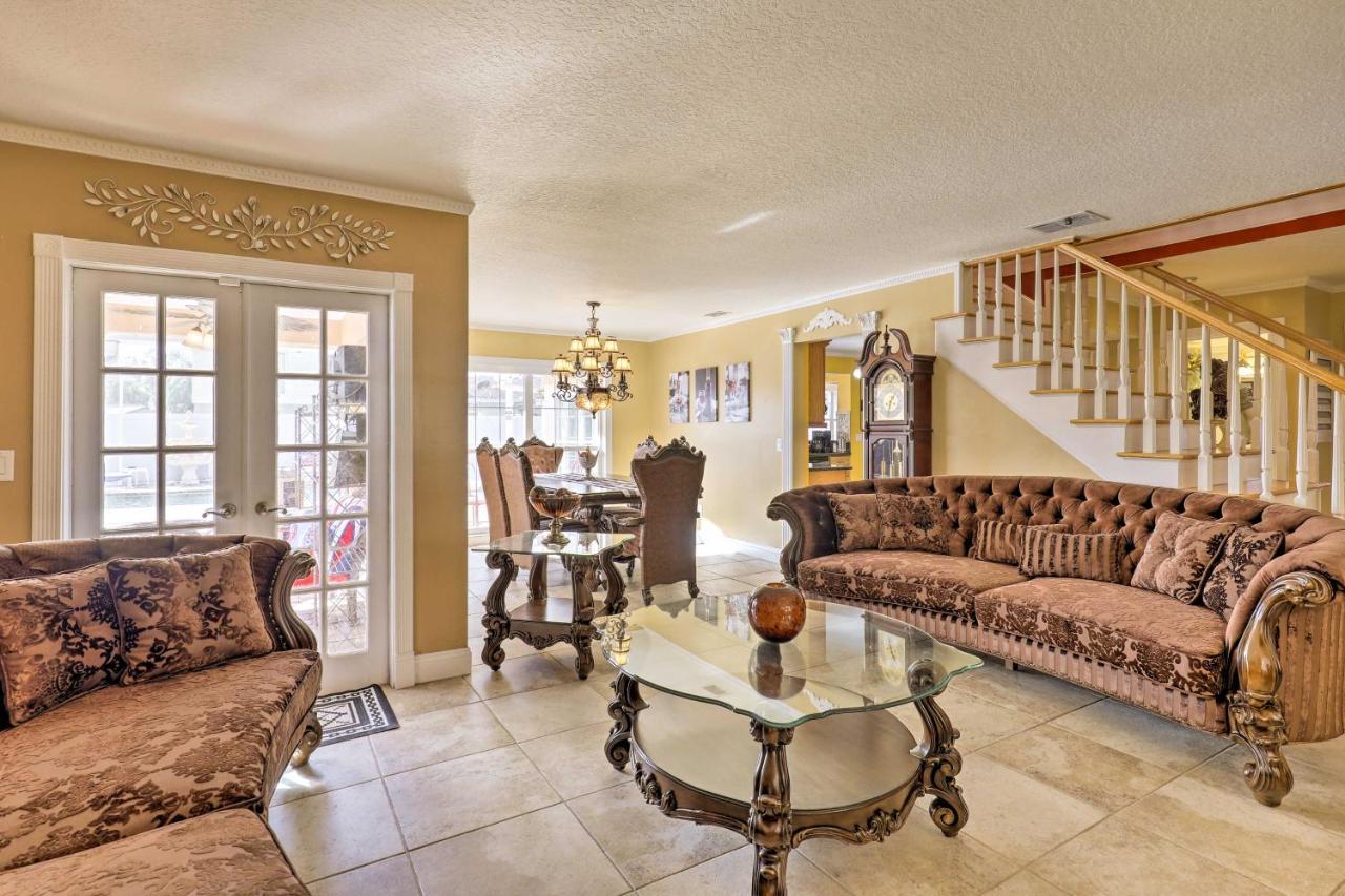 Cozy Home In Heart Of Tampa With Lanai And Pool! ภายนอก รูปภาพ