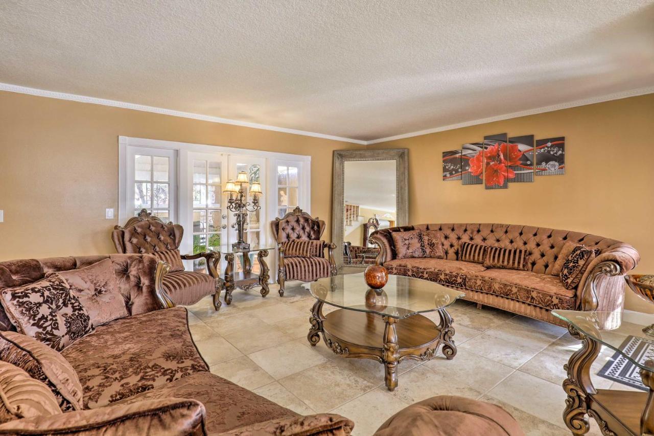 Cozy Home In Heart Of Tampa With Lanai And Pool! ภายนอก รูปภาพ