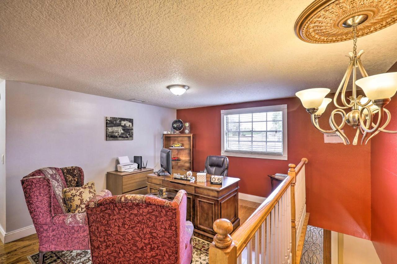 Cozy Home In Heart Of Tampa With Lanai And Pool! ภายนอก รูปภาพ