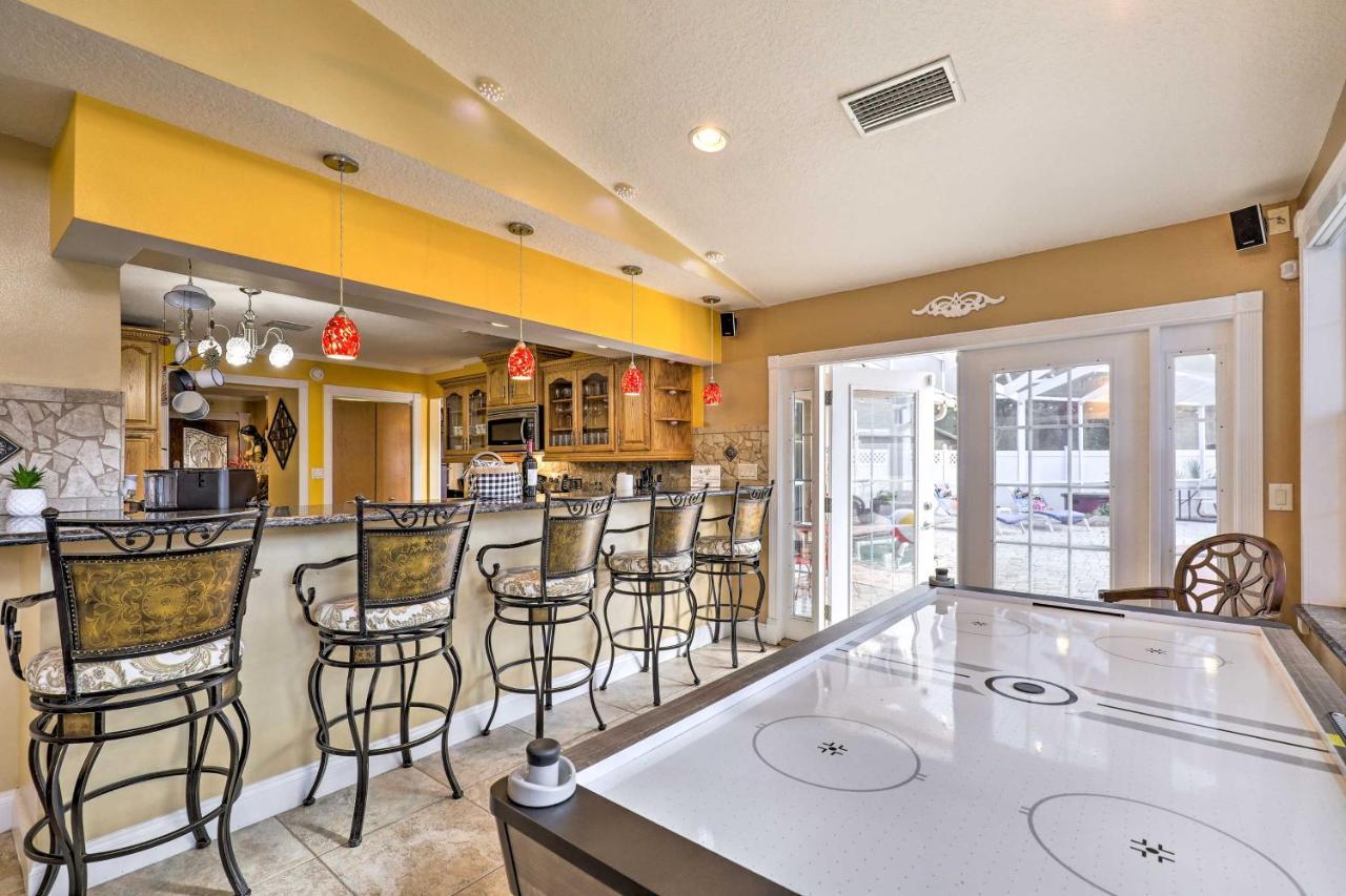 Cozy Home In Heart Of Tampa With Lanai And Pool! ภายนอก รูปภาพ