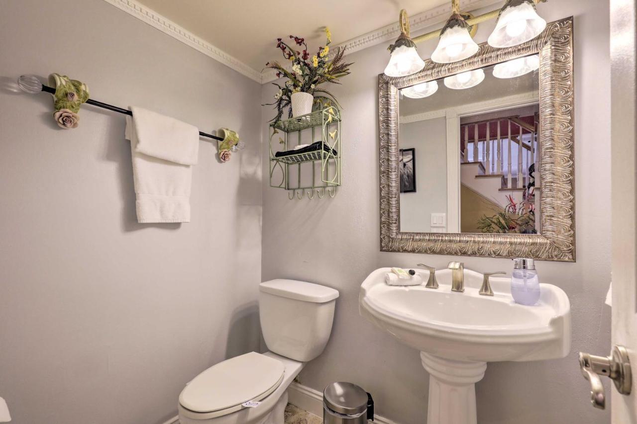 Cozy Home In Heart Of Tampa With Lanai And Pool! ภายนอก รูปภาพ