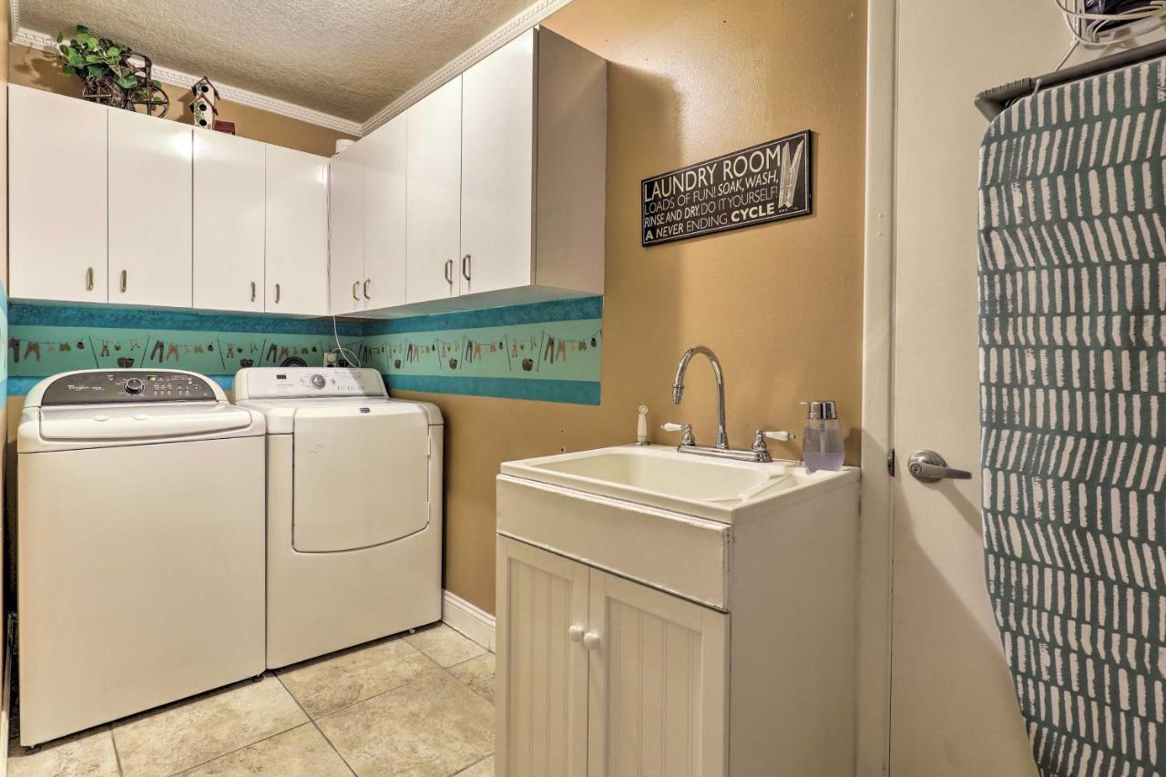 Cozy Home In Heart Of Tampa With Lanai And Pool! ภายนอก รูปภาพ